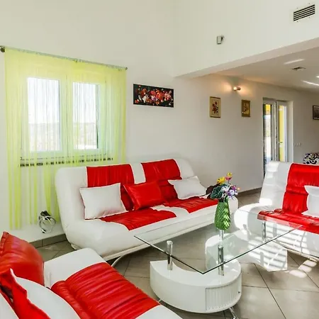 House Cvita Ferienhaus Lecevica